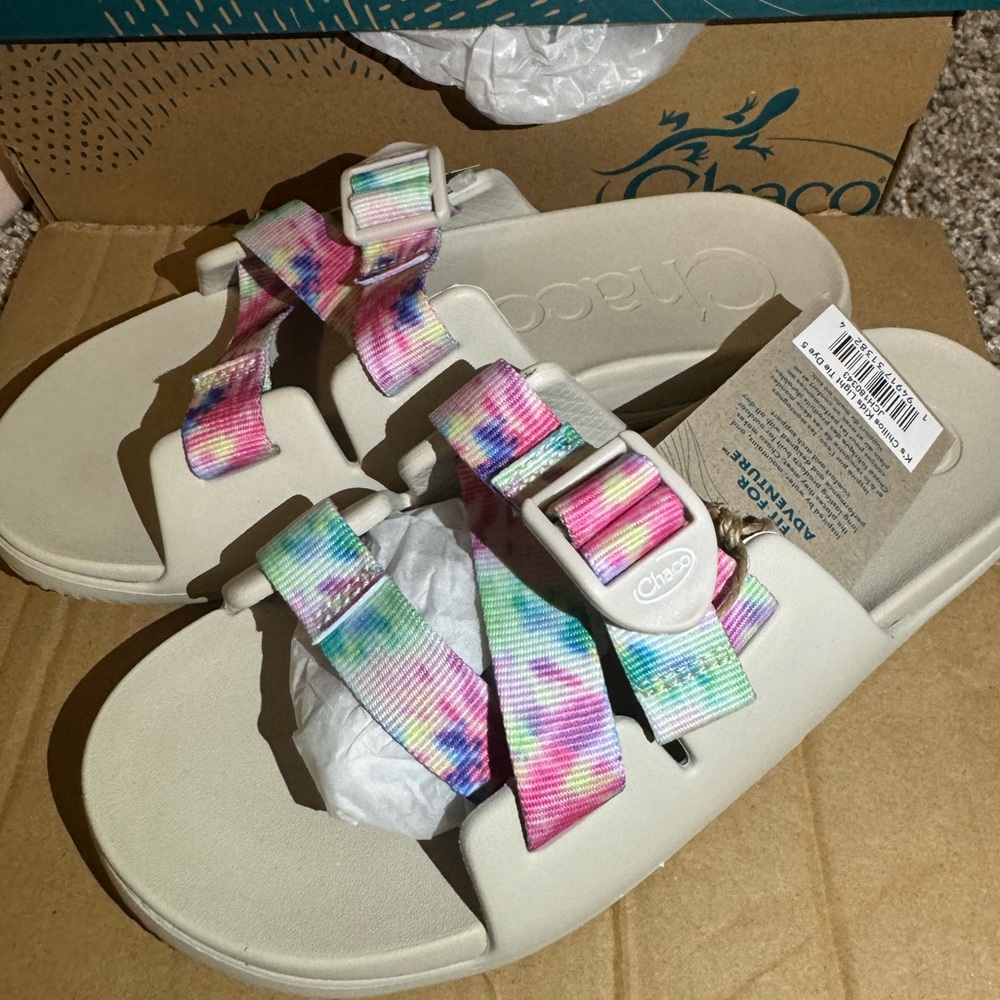 Kids Chaco sandals the dye size 5M